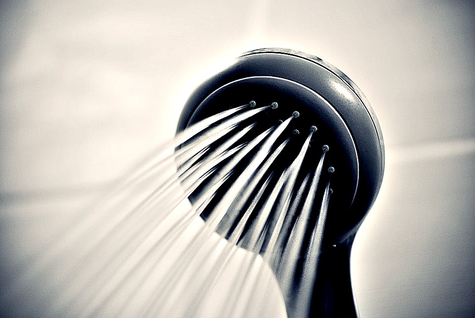 Eau chaude pour ses sanitaires : zoom sur le chauffe-eau thermodynamique