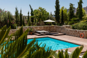 piscine coque polyester