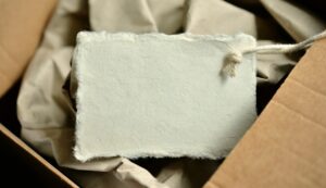 Des cartons d'emballage