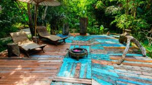 Coin relaxant dans le jardin