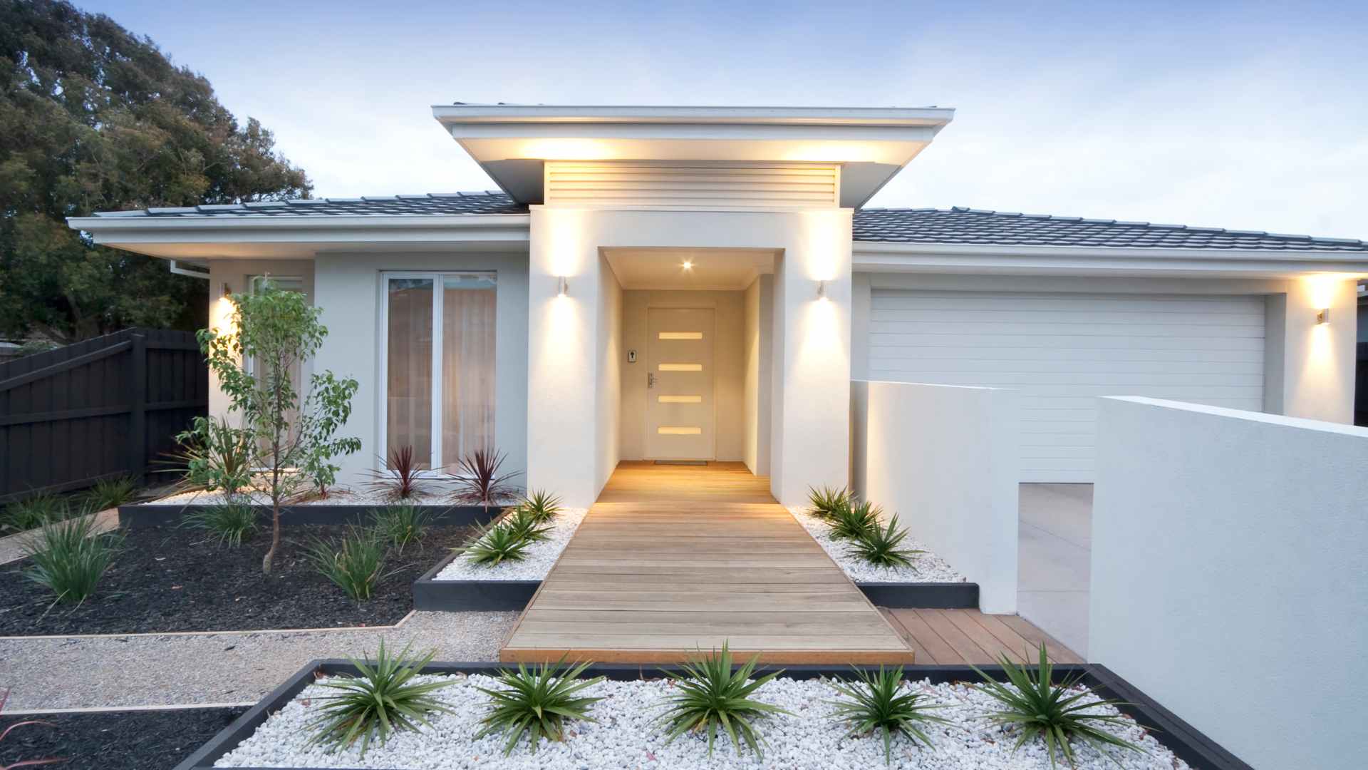 Maison avec son éclairage extérieur