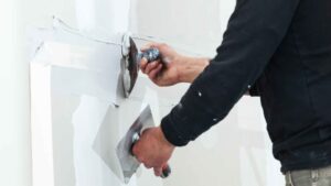 Mur rempli d'enduit