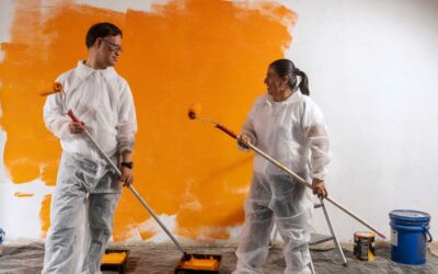 Maîtriser les techniques de peinture : Conseils d’experts pour un résultat professionnel avec Dulux Valentine, V33, Tollens, etc.