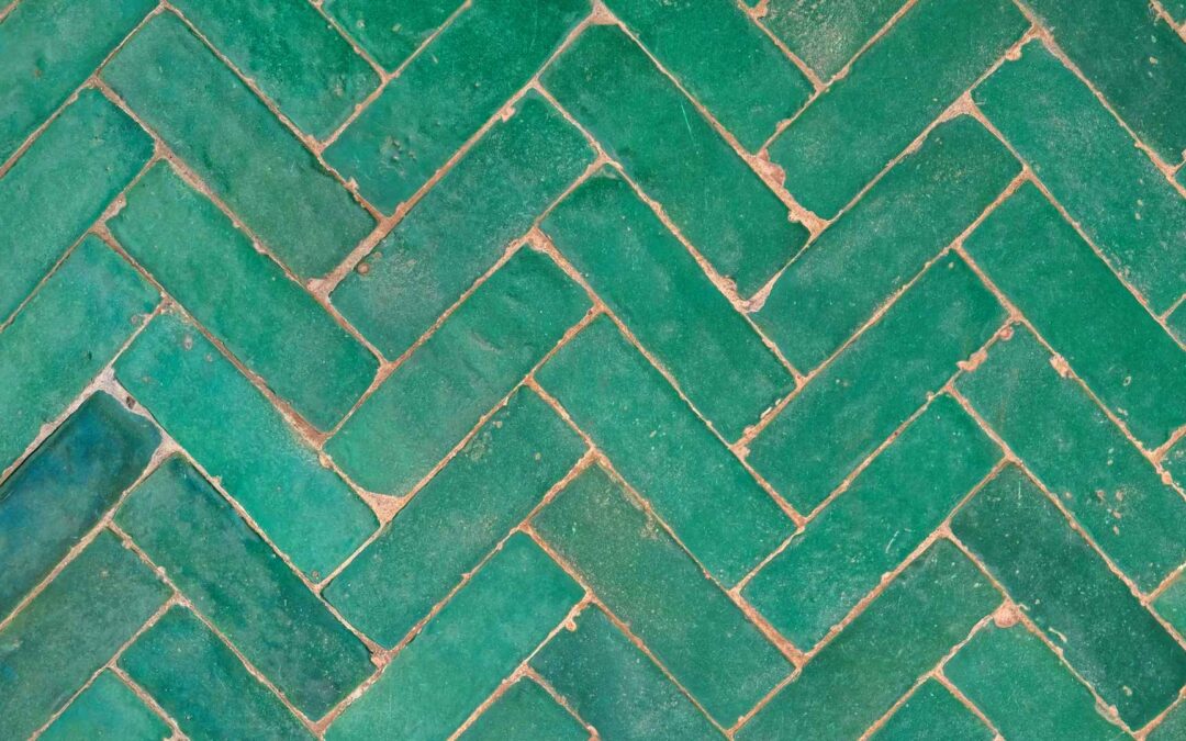 Revêtements de sol en vogue : Les matériaux qui font sensation cette année avec Quick-Step, Gerflor, etc.